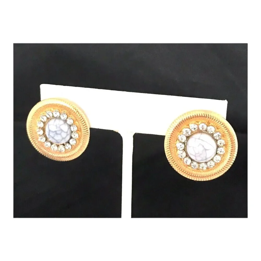 New Gold Tone Stud Earrings Textured Design Faux Stone Crystal Accents - 1J